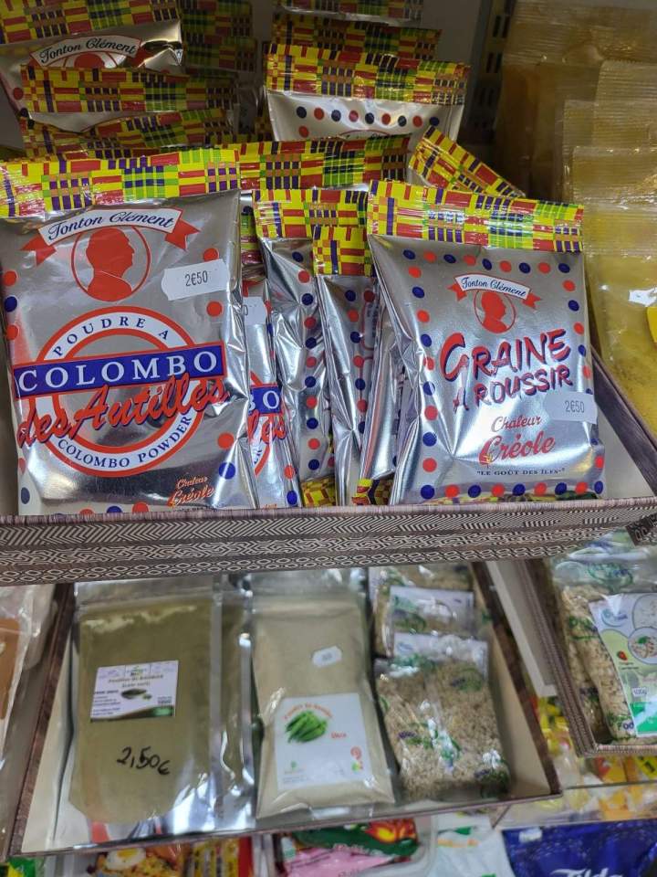 Vente de produits cosmétiques Courbevoie